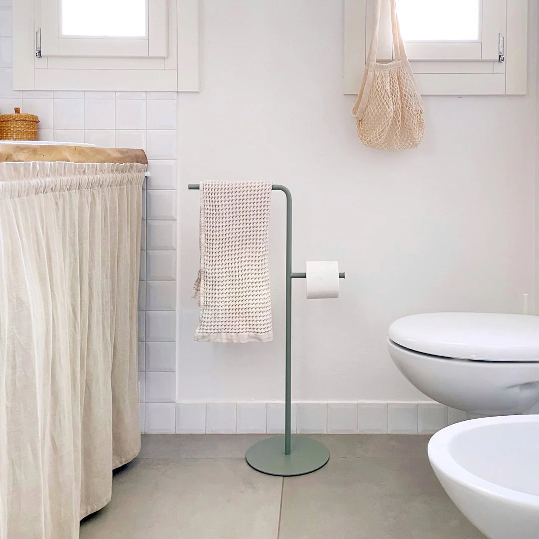 Porte-serviettes sur pied