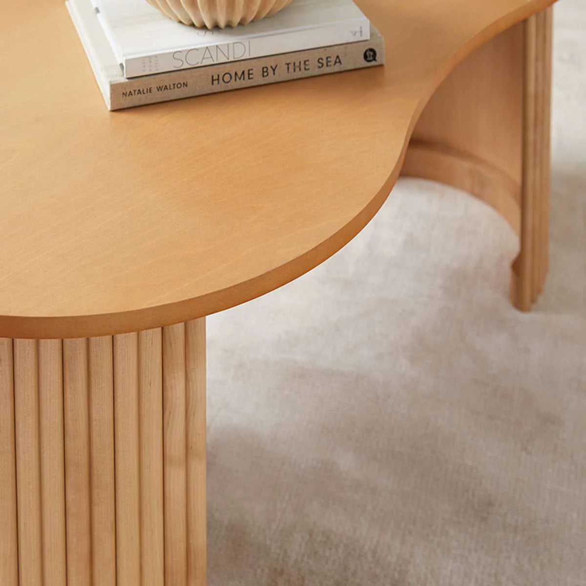 Table Basse Eve en Forme de Galet