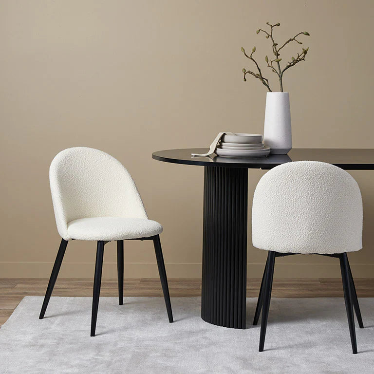 Aely Chaise