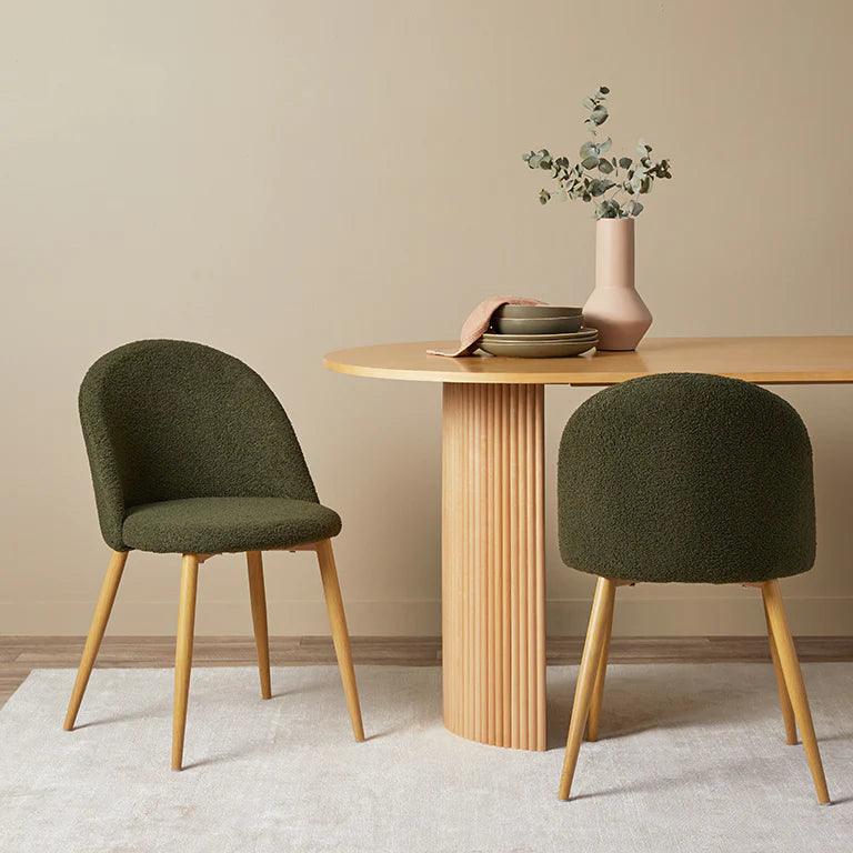 Aely Chaise