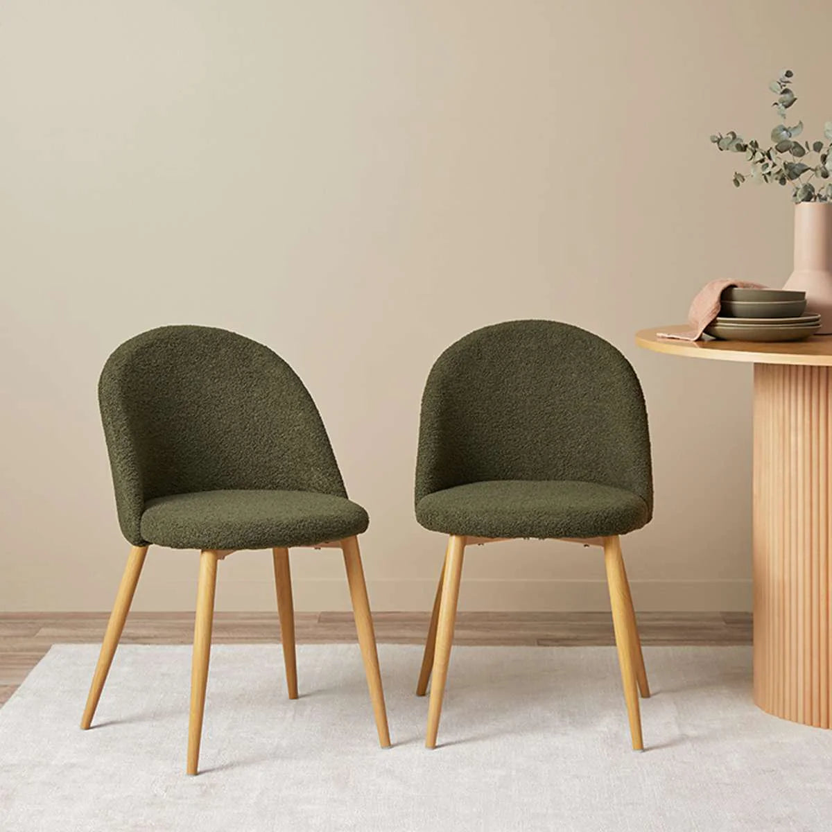 Aely Chaise