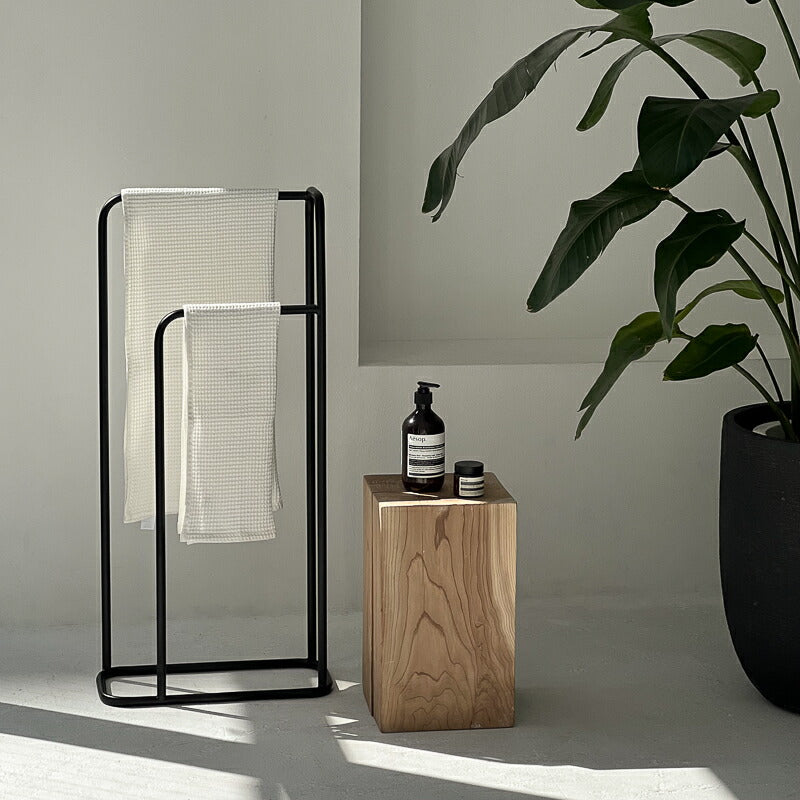Porte-serviettes minimaliste en métal galvanisée