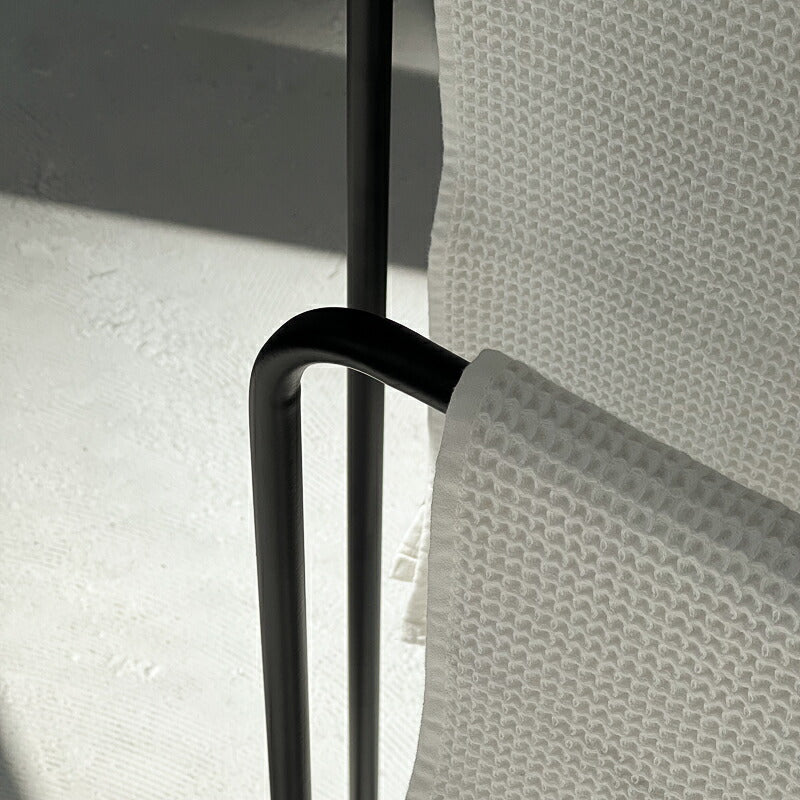 Porte-serviettes minimaliste en métal galvanisée