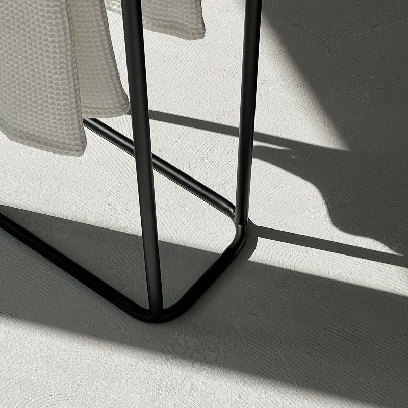 Porte-serviettes minimaliste en métal galvanisée