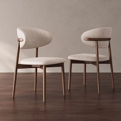Chaise Aria