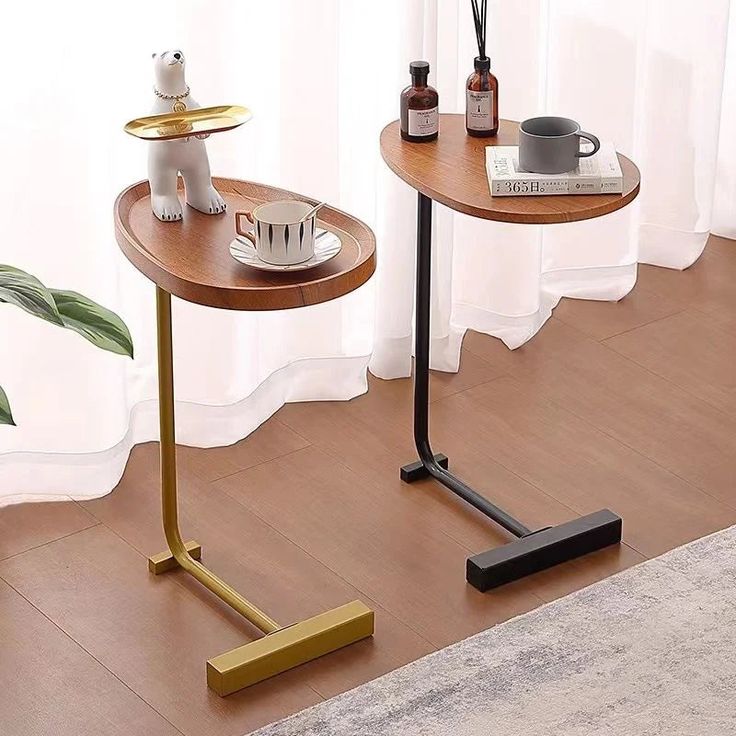 Table D'appoint