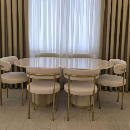 Table à manger ovale + 6 chaises